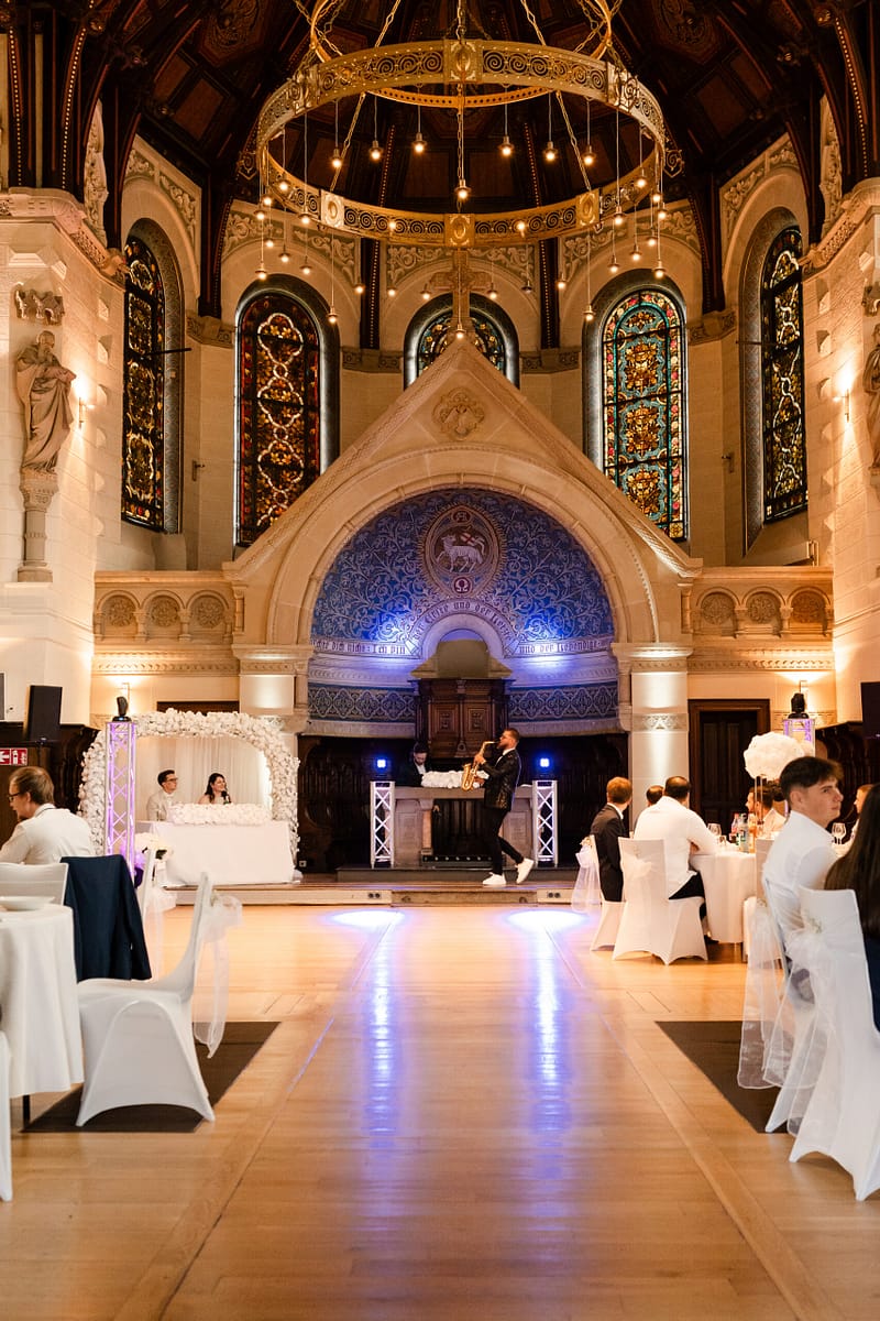 Vladi Sax — live saxophonist at Mallorca events