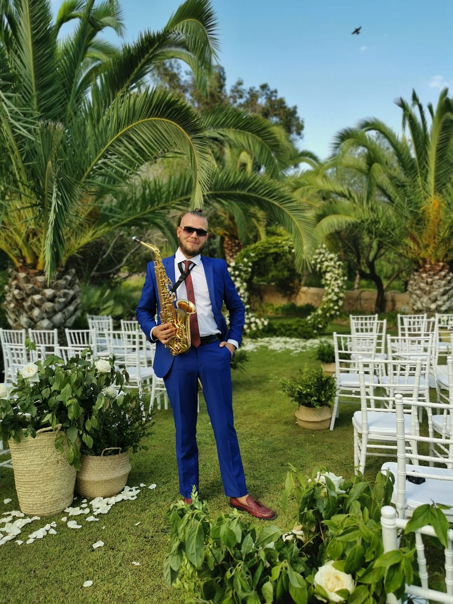 Vladi Sax — live saxophonist at Mallorca events