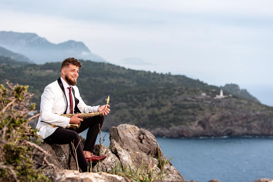 Vladi Sax — live saxophonist at Mallorca events