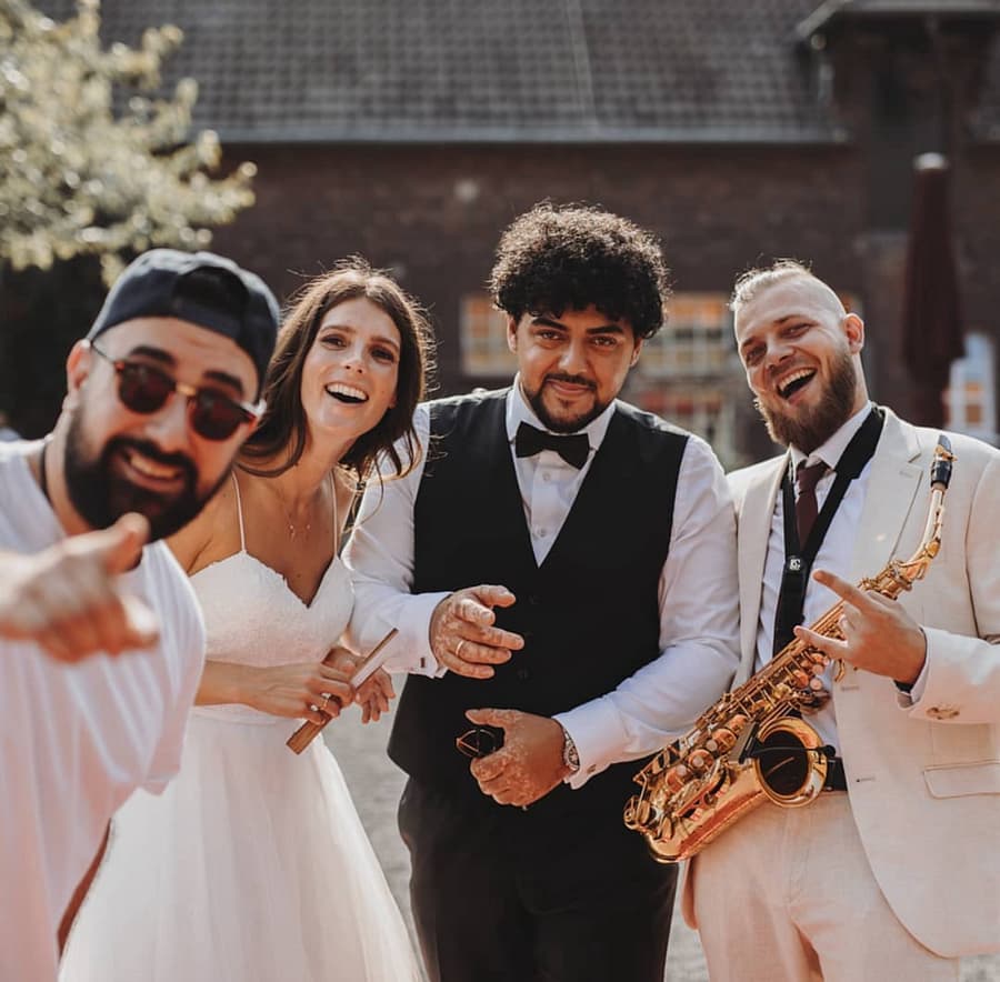 Vladi Sax — live saxophonist at Mallorca events